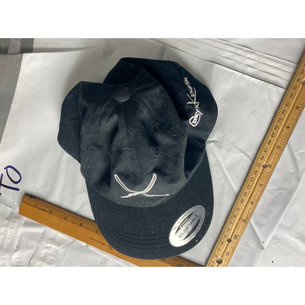 The Classics Yupoong‎ Black Cotton Flat Brim Snapback Baseball Cap